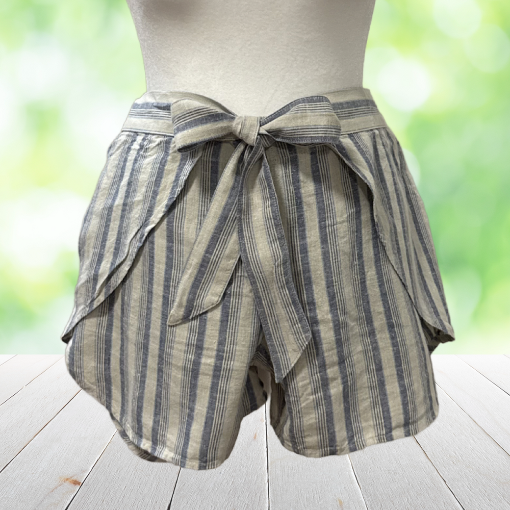 PATAGONIA Faux Wrap Shorts Hemp Tencel Garden Island Blue Stripe Womens Small